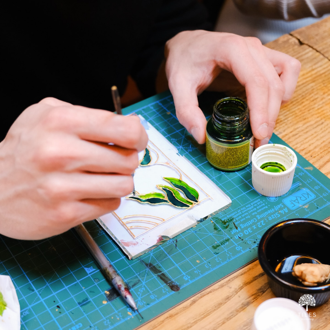 Glass Painting Workshop in Fort Worth β A Relaxing and Social Weekend Art Experience