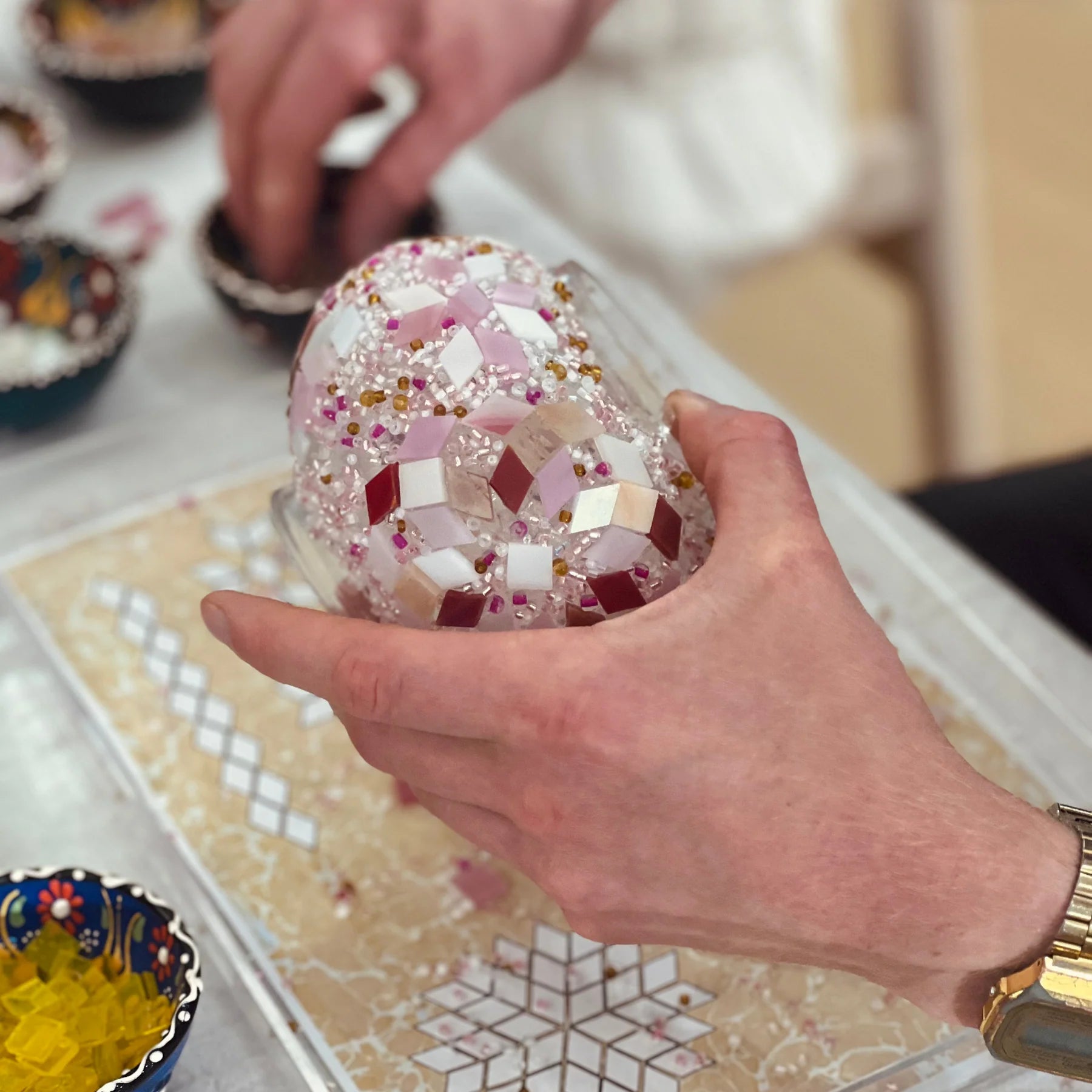 Valentine’s & Galentine’s Mosaic Lamp & Brunch Experience at Mesa Mezcal in Irving, TX